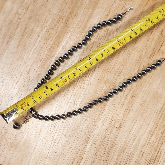 Blue/Gray Pearl Necklace - Picture 6 of 6